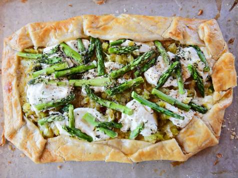 Cheesy Asparagus Tart