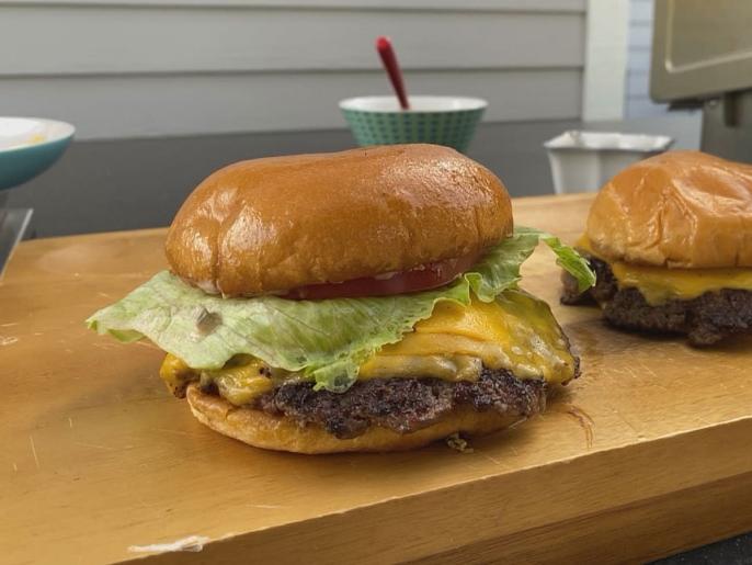 Northwest Indiana Style Smash Burger Recipe Jeff Mauro Food Network