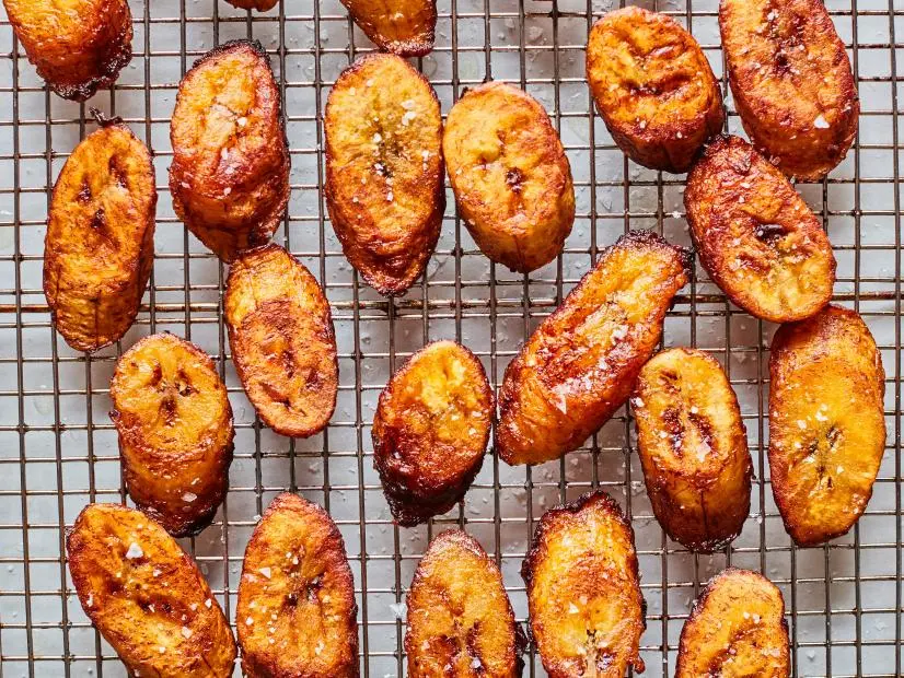 Plantains, Vegetable Oil, Canola Oil, Salt.