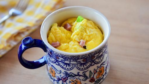 Scrambled Eggs in a Mug Recipe