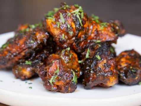 Grilled Jerk-Spiced Chicken Wings with Mango Sauce
