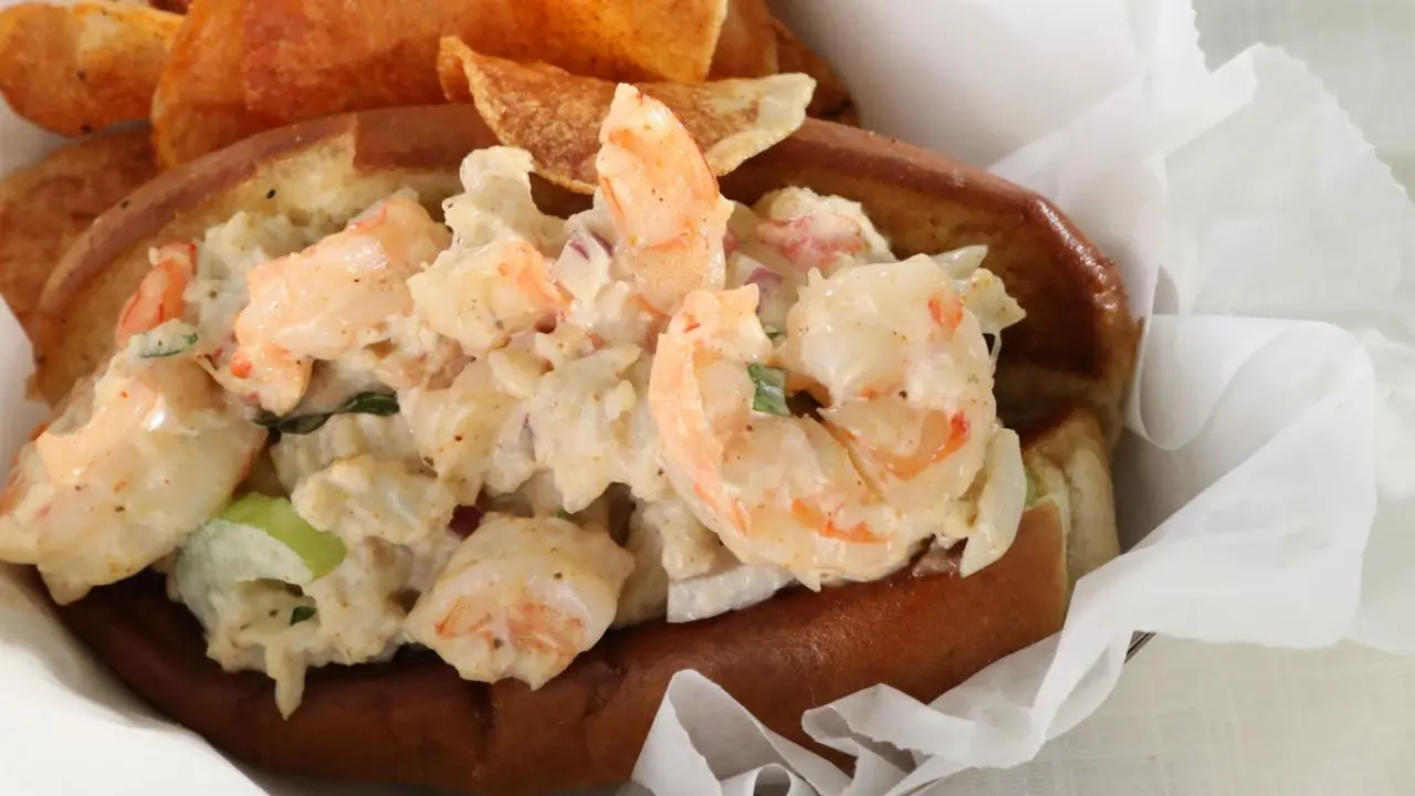 Seafood Salad Rolls