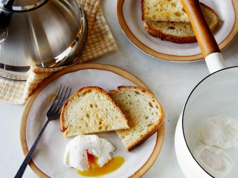 This Poached Egg Trick Means You'll Never Have to Crack an Egg Into Hot Water Again