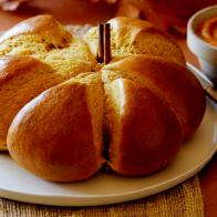 Pumpkin-Shaped Pumpkin Bread