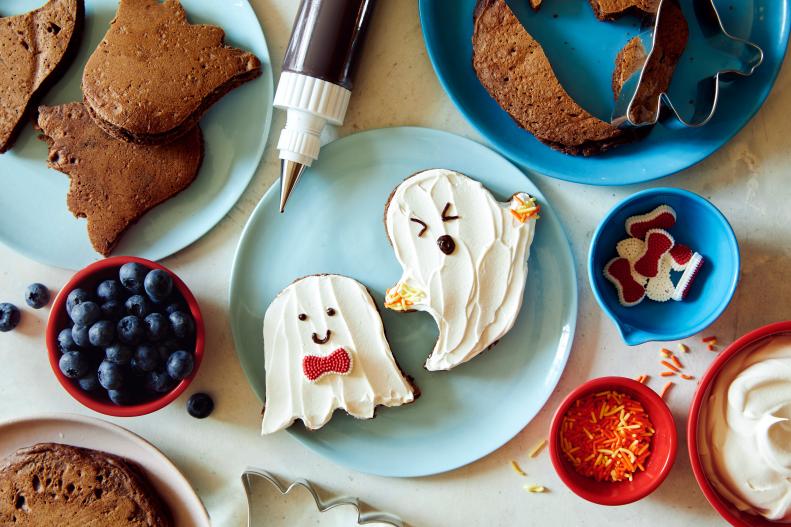 Kids Can Make: Halloween Cocoa Ghost Pancakes