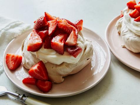 Vegan Pavlovas