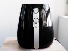 The Air fryer is a kitchen appliances for cooks by hot air