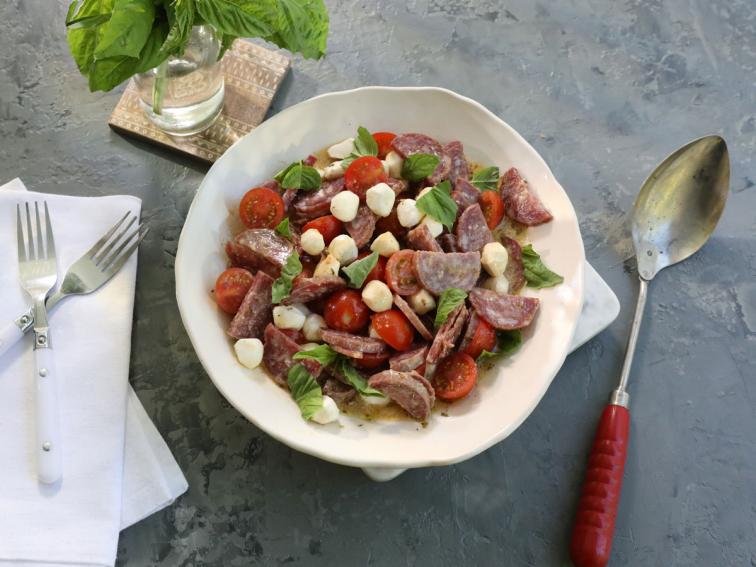 Salami, Tomato and Mozzarella Salad with Tangy Vinaigrette Recipe