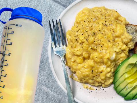 This Smart Reusable Water Bottle Hack Makes Faster, Creamier Scrambled Eggs
