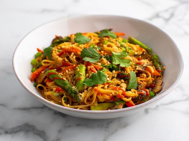 Quick Veggie Pad Thai Recipe Ree Drummond Food Network