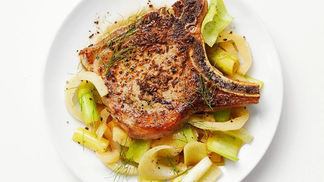 Pork Loin Assorted Chops Bone In - 2.5 Lb - acmemarkets