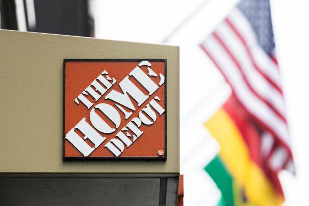 Home Depot Inc. signage is displayed outside a store in New York, U.S., on Sunday, Aug. 16, 2020. Home Depot is scheduled to release earnings figures on August 18. Photographer: Jeenah Moon/Bloomberg via Getty Images