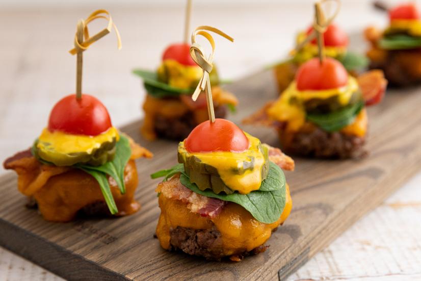 20 Memorial Day Appetizers You'll Want to Fill Up On