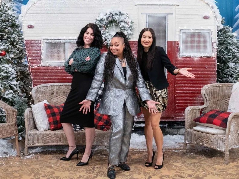 Host Raven Symone and judges Shinmin Li and Erin McGinn, as seen on Holiday Wars, Season 2.