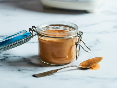 5-Ingredient Peanut Blender Sauce