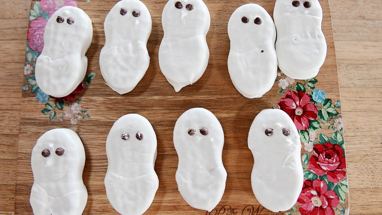 Peanut Butter Cookie Ghosts