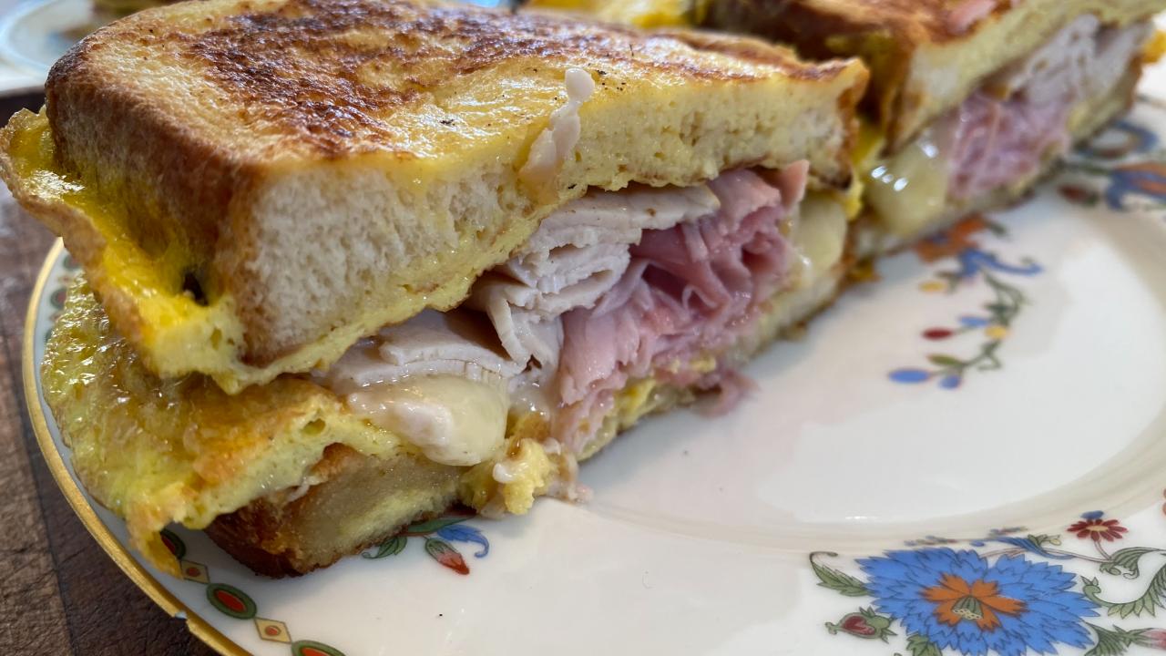 Grilled Ham, Egg and Cheese Breakfast Sandwiches for a Crowd Recipe, Food  Network Kitchen