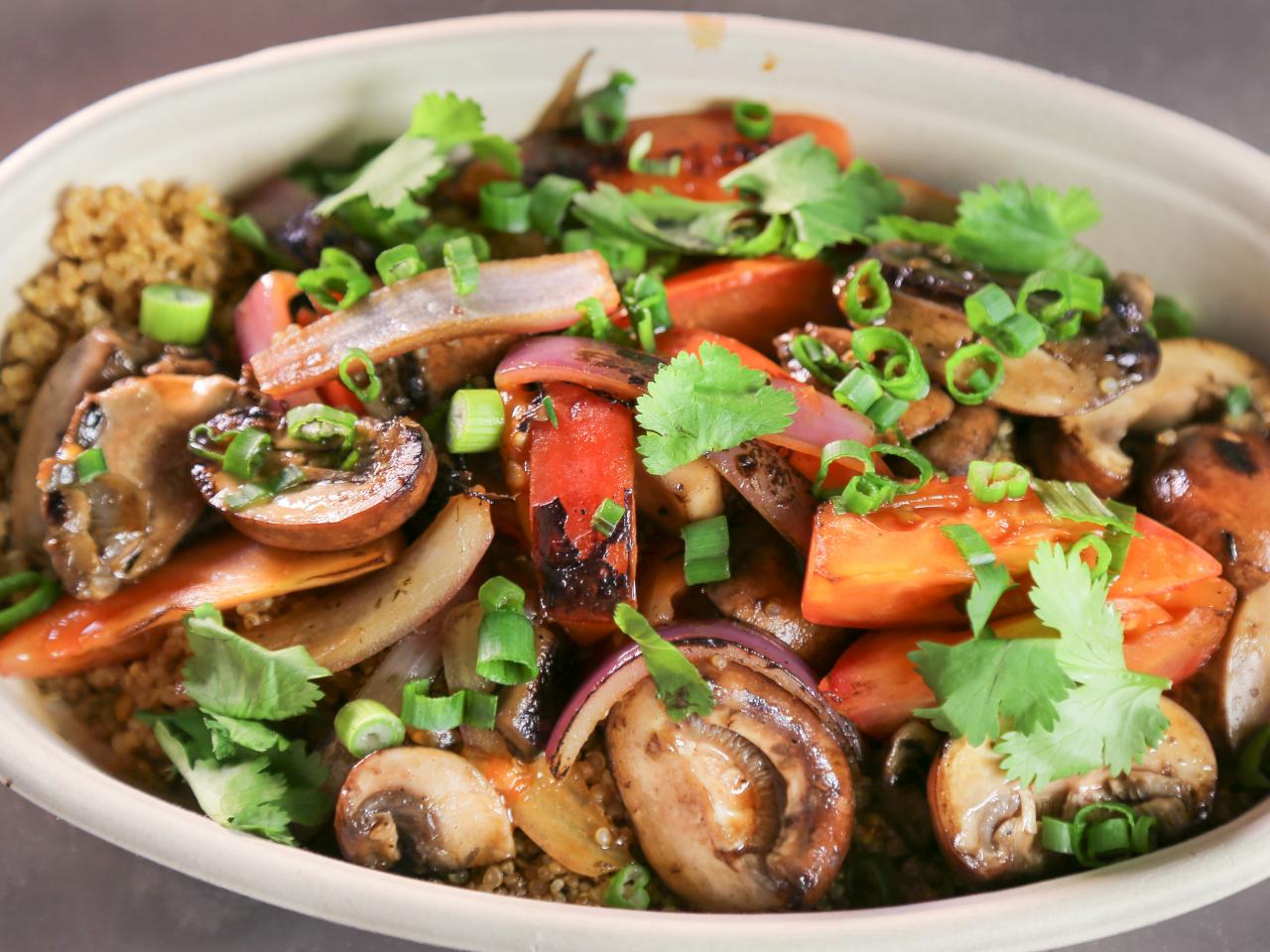 Mushroom Lidded Soup Bowl