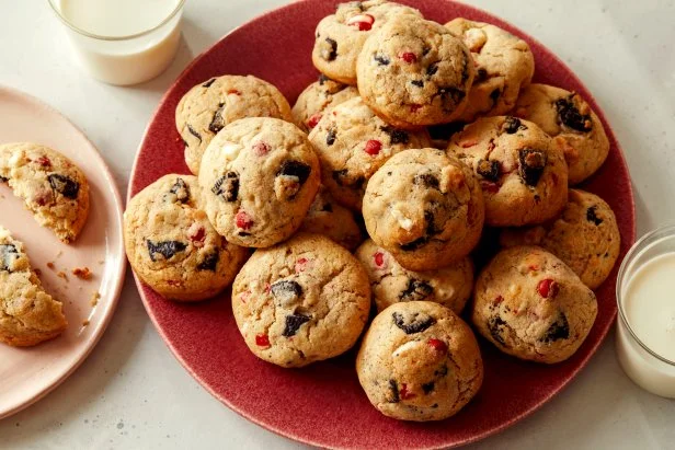 Lasheeda Perry's Peppermint Cookies-and-Cream Cookies