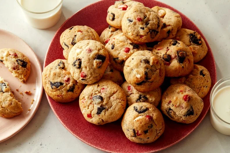 Lasheeda Perry's Peppermint Cookies-and-Cream Cookies