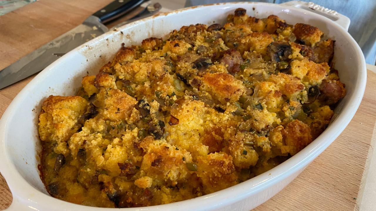 Sausage And Corn Stuffing - The Cooking Mom