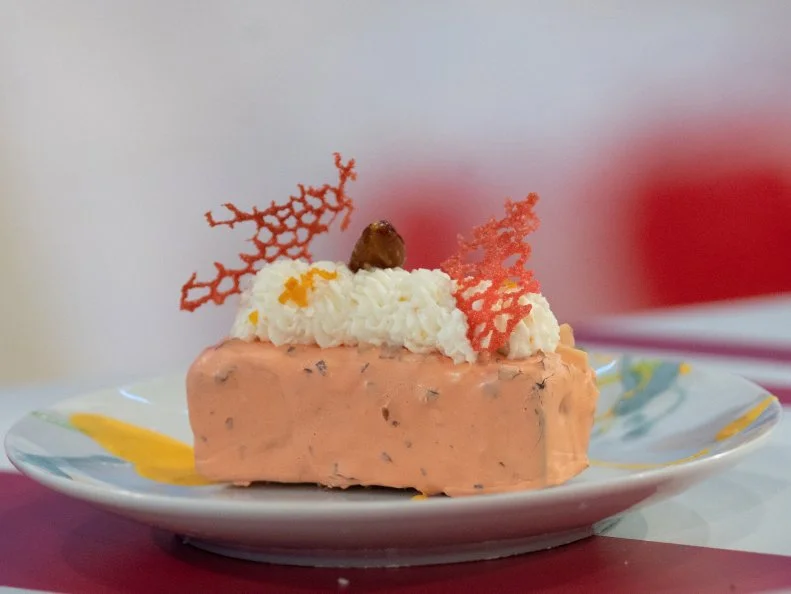 Mini treats created by yellow team with the special ingredients which are  Fresh Oranges (Scattered & hidden) and White Chocolate (hidden vessel), as seen on Candyland, Season 1.