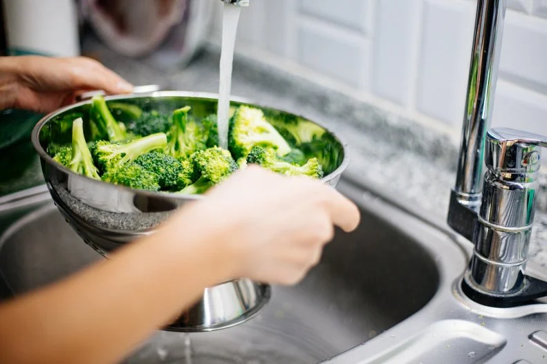 A study in the American Journal of Clinical Nutrition followed 4400 men and women for 10 years to determine the correlation between folate intake and incidence of high blood pressure. Researchers <a target="_blank" href="https://www.ncbi.nlm.nih.gov/pmc/articles/PMC3325831/">found</a> that those with the highest intake of folate had a significantly lower incidence of high blood pressure (AKA hypertension) compare to those who had the lowest intake of folate. Broccoli is a good source of folate along with leafy greens like kale and spinach, and lentils.