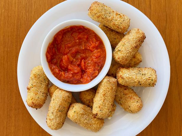 Air Fryer Mozzarella Sticks Recipe Food Network Kitchen Food Network