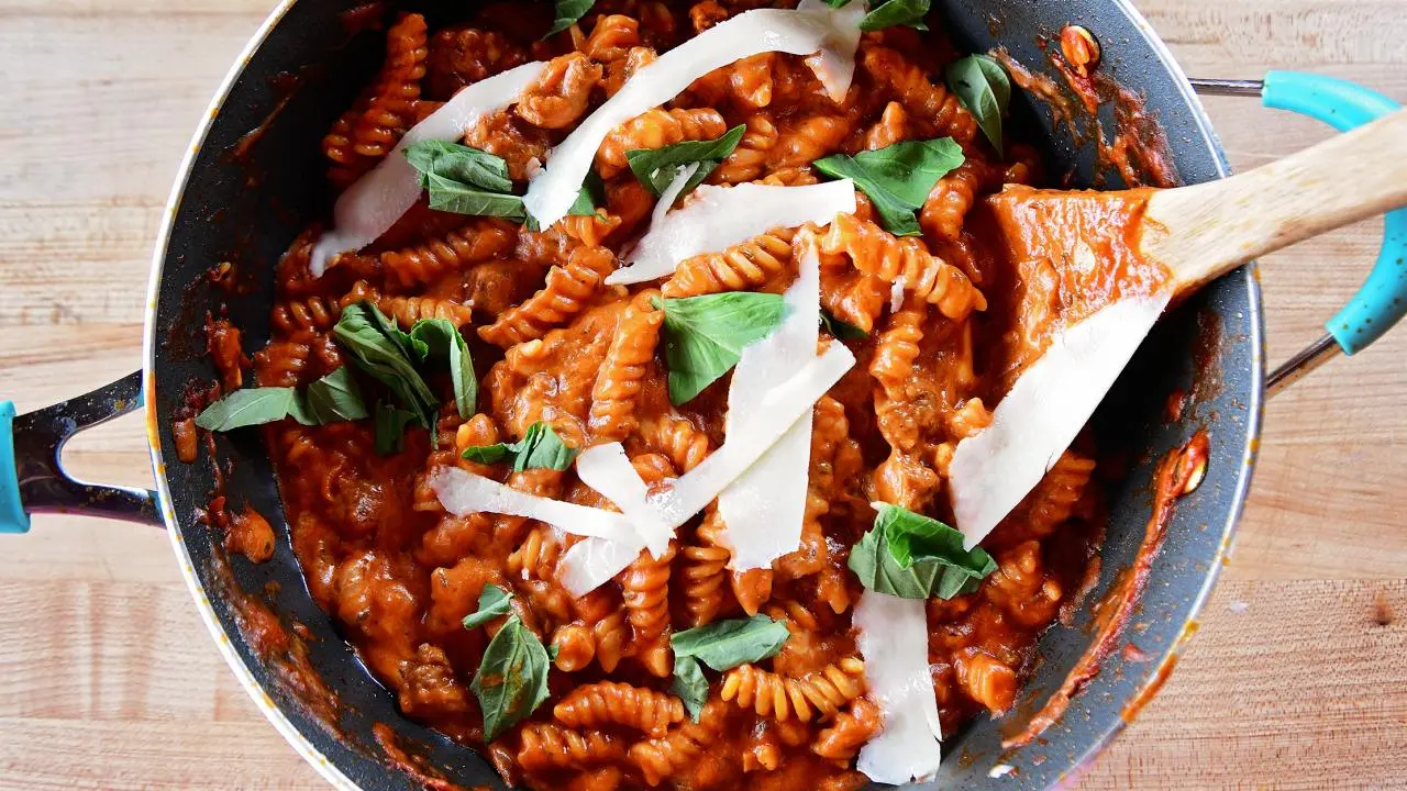 Creamy Italian Sausage One-Pan Pasta Recipe | Ree Drummond | Food Network