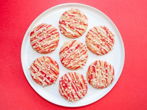 The Secret Ingredient That Makes These Cookies Extra Chewy