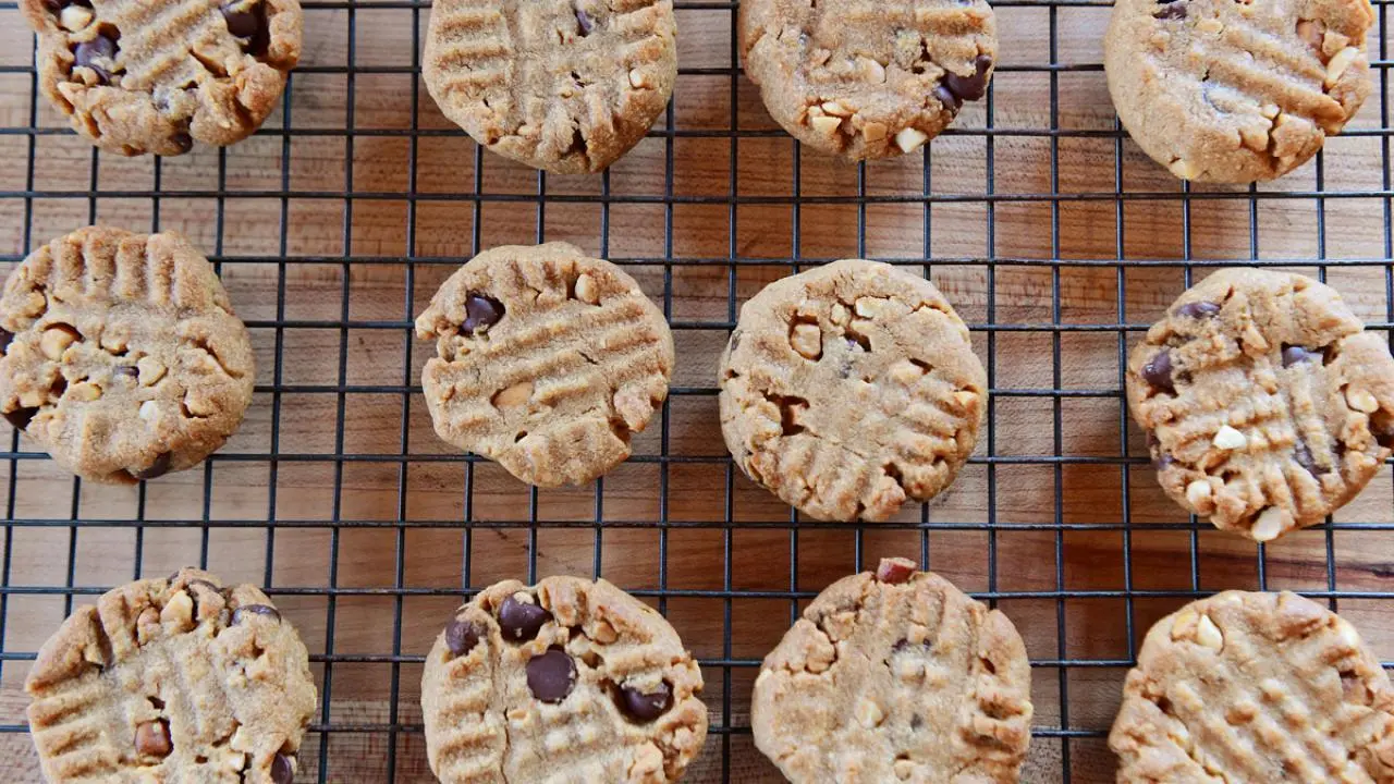 Easiest Ever PB Cookies