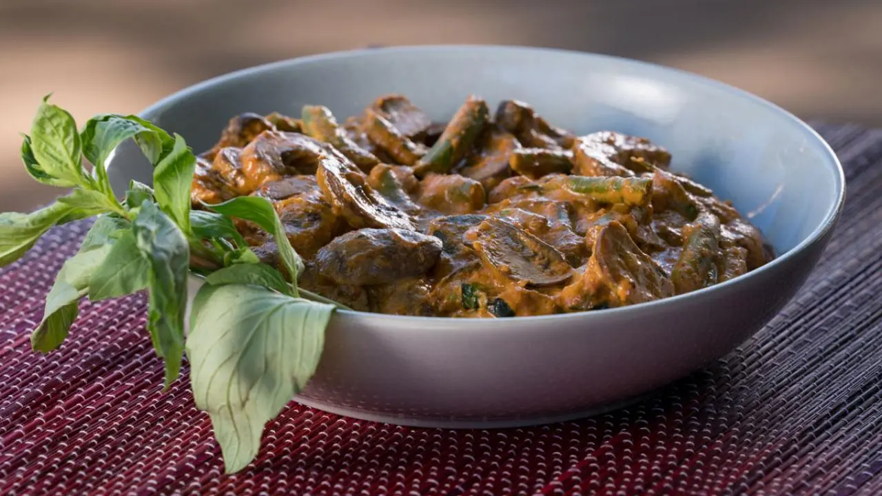 Aarti's Thai Red Curry