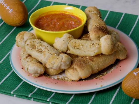Stuffed Cheesy Pizza Bones