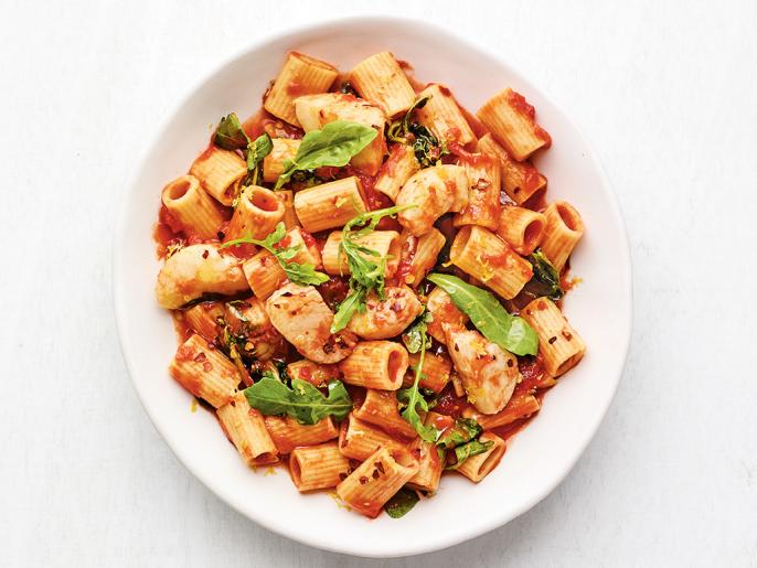 Mezzi Rigatoni with Tomatoes, Scallops and Arugula Recipe Food
