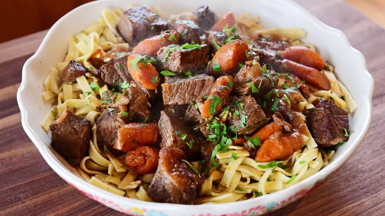 Hearty Short Rib Stew Recipe | Ree Drummond | Food Network