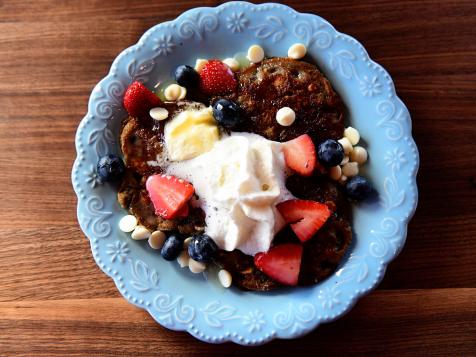 White Chocolate and Berry Pancakes