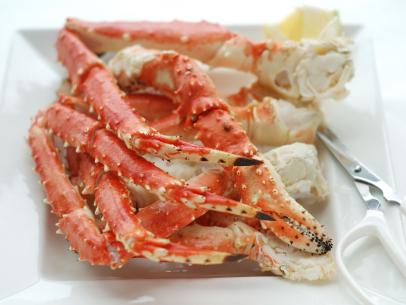 How to Cook Crab Legs, Cooking School