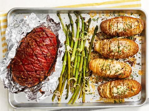 Sheet-Pan Ham, Asparagus and Hasselback Potatoes