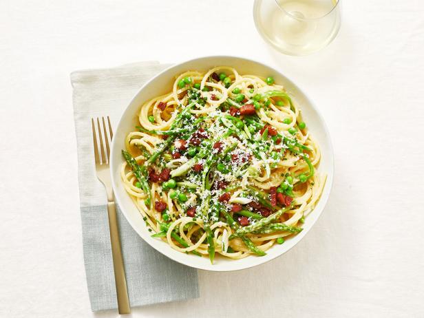 Spring Green Spaghetti Carbonara Recipe Ina Garten Food Network