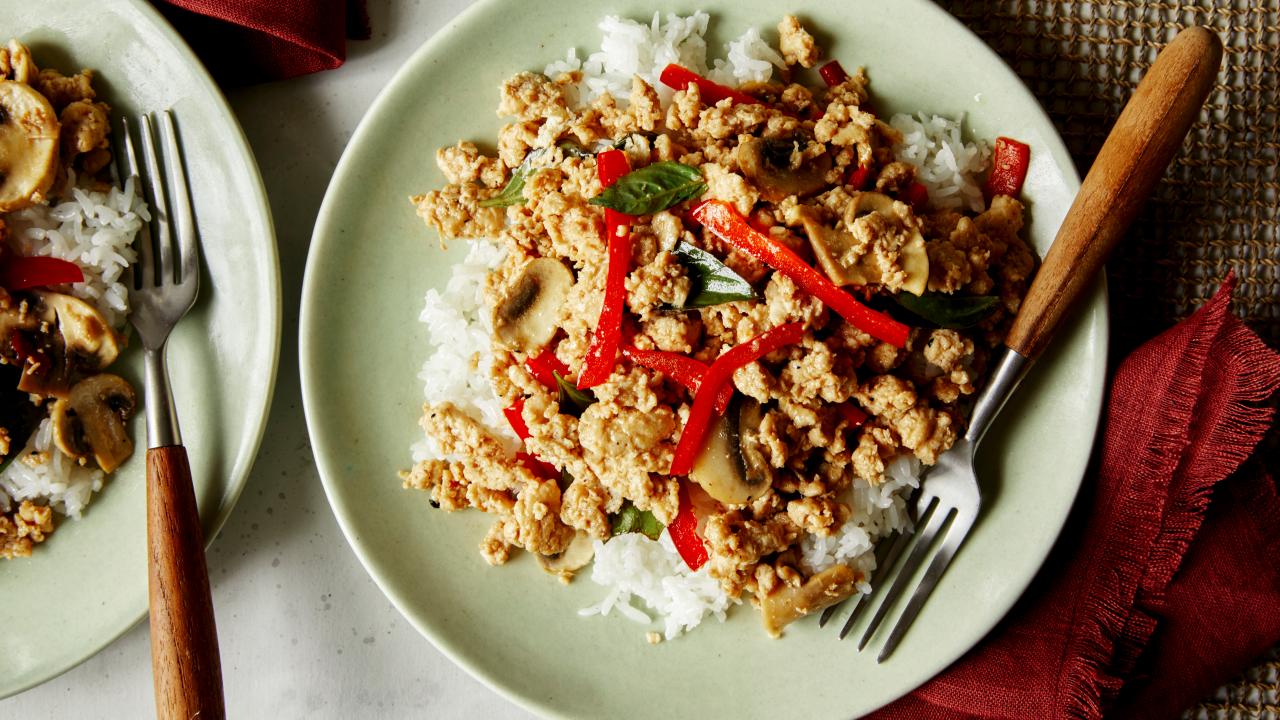 Thai Holy Basil Chicken Pud Ga Prao Gai Sap