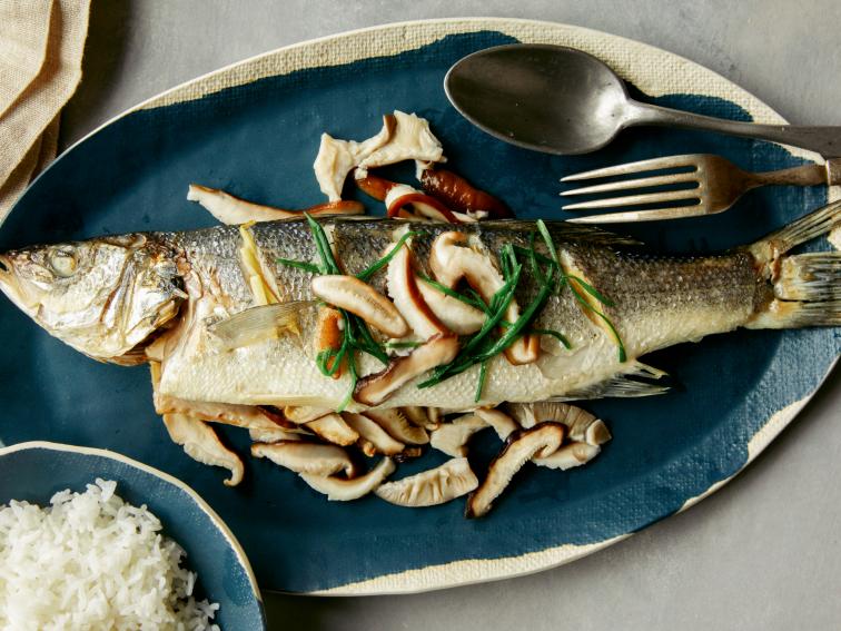 Steamed Sea Bass with Ginger and Chinese Mushrooms Recipes Cooking