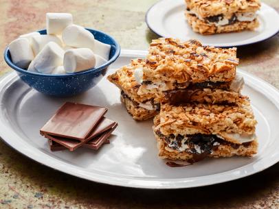 Food Network Kitchen's Grilled Crispy Treat S’Mores.