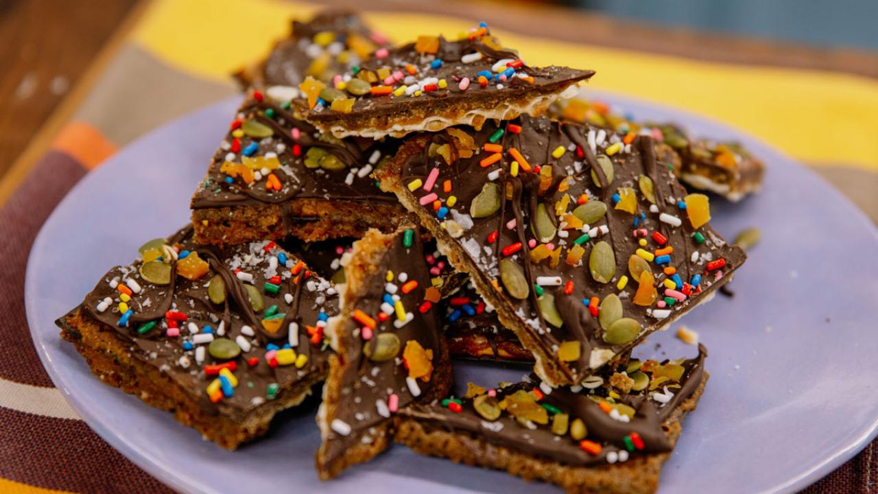 Crunchy Chocolate Matzo Bark