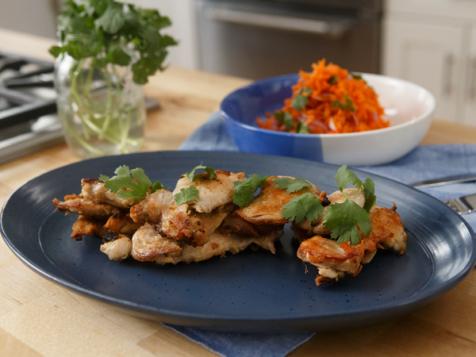 Akoho Misy Sakamalao (Chicken Thighs with Garlic, Ginger, And Coconut Oil)
