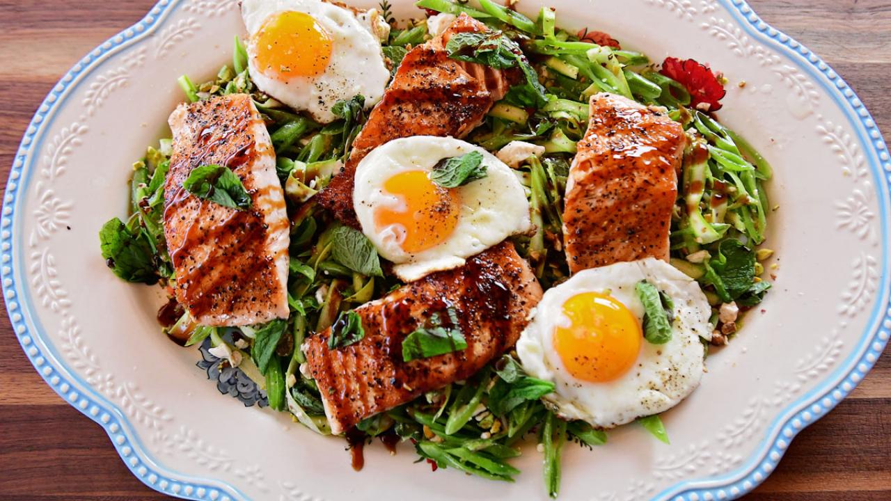Salmon and Asparagus Salad