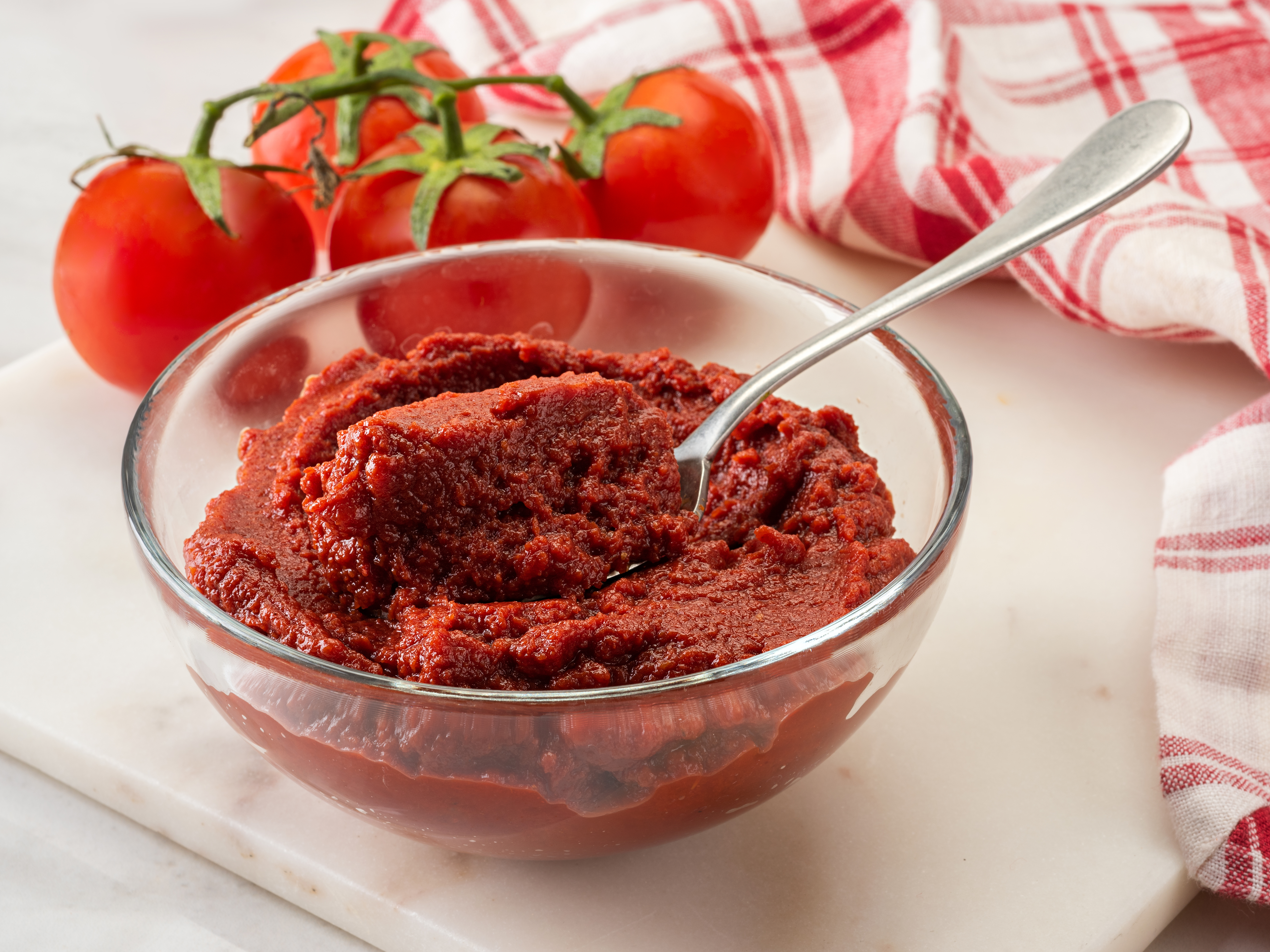 tomato paste substitute chili sauce