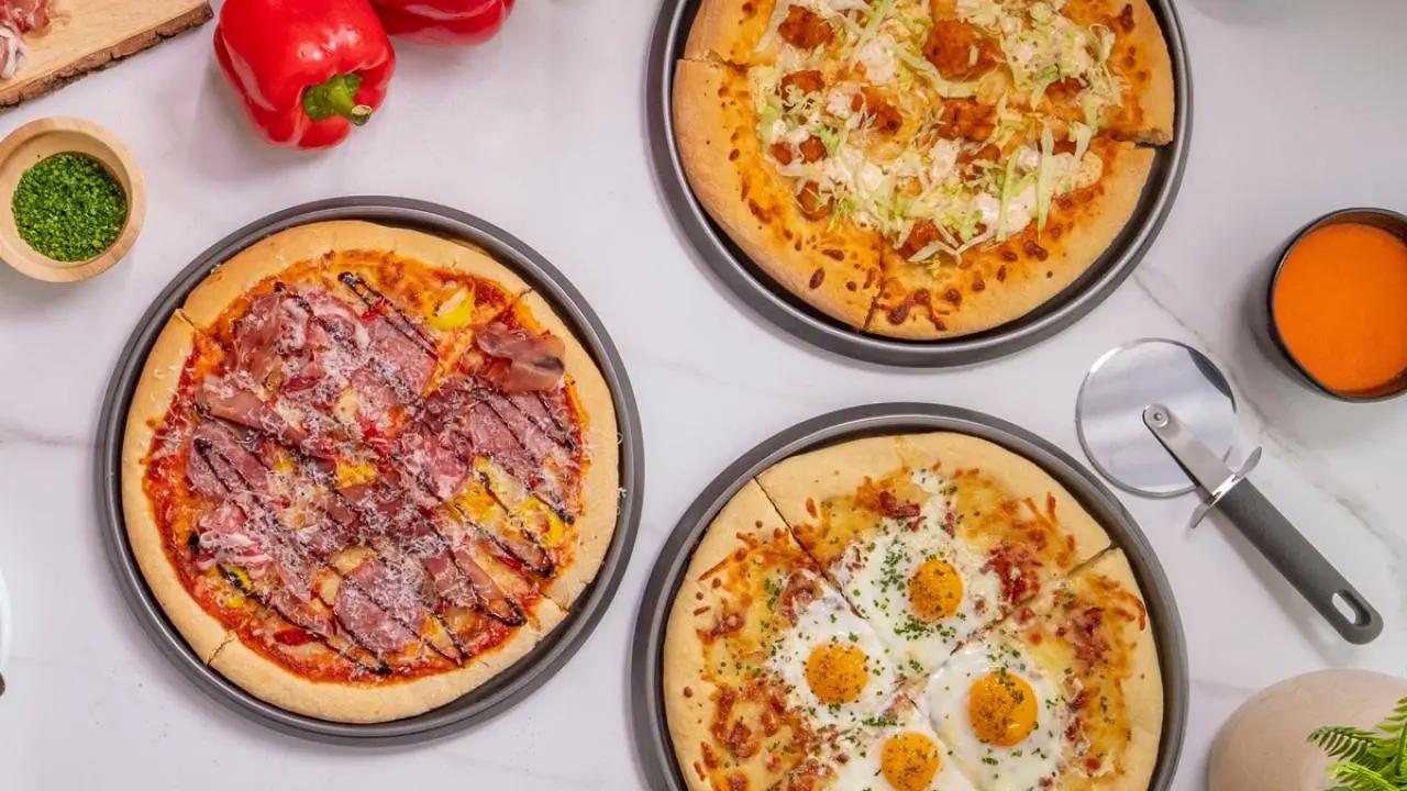 3 Sandwich-Inspired Pizzas
