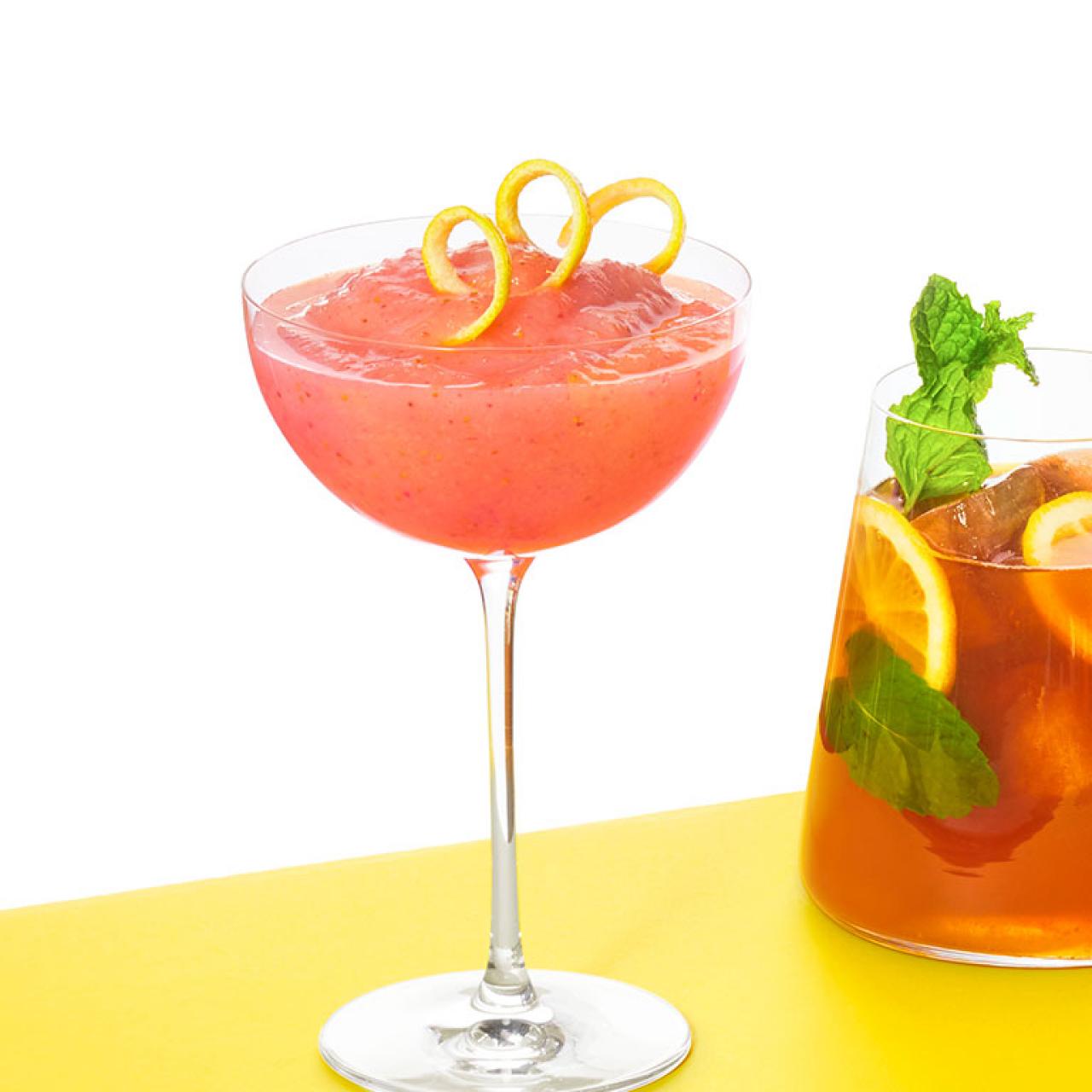 Frozen Strawberry Gin Fizz - Summer Cocktail Madness 