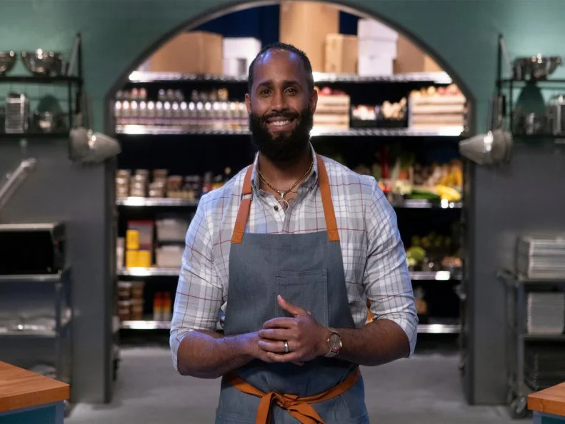 Anthony Thomas poses, as seen on Battle of the Brothers: Michael vs. Bryan, Season 1.
