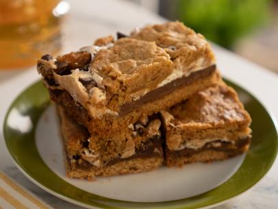 Chocolate Peanut Butter S'mores Bars as seen on Valerie's Home Cooking, Season 12.